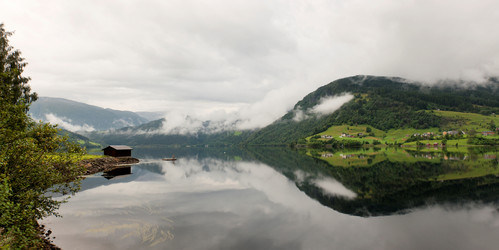 Similar image 8009514