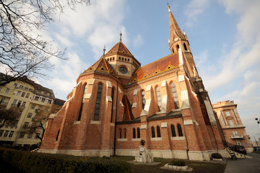 Similar image 8010559