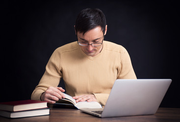 Similar image 8010924