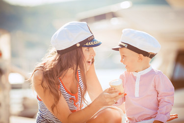 Similar image 8011718