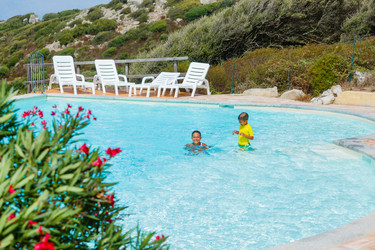 Similar image 8012023