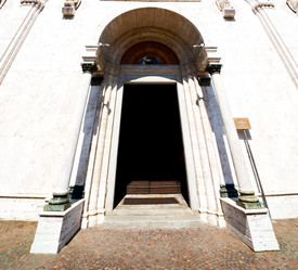 Similar image 8012176