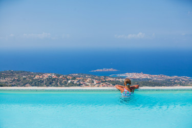 Similar image 8012186