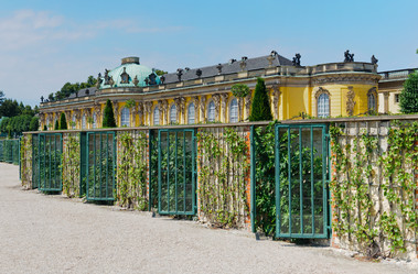 Similar image 8012980