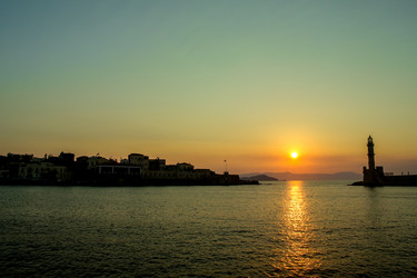 Similar image 8013473