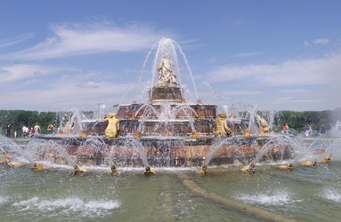 Similar image 8013976