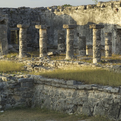 Similar image 8014118