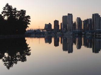 Similar image 8014968