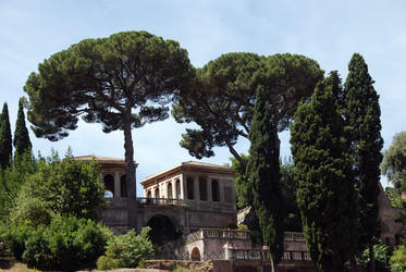 Similar image 8015152