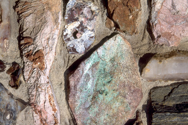 Similar image 8015436