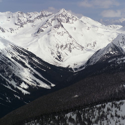 Similar image 8015568