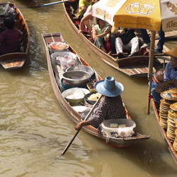 Similar image 8015737