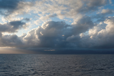 Similar image 8015812