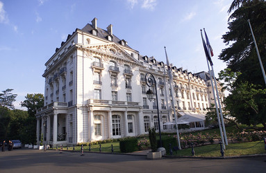 Similar image 8015890