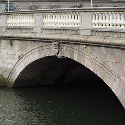 Similar image 8015947