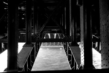 Similar image 8016155