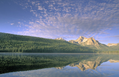 Similar image 8016439