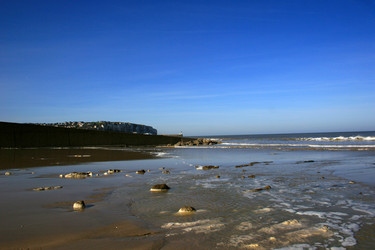 Similar image 8016440