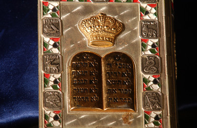 Similar image 8017114