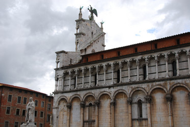 Similar image 8018058