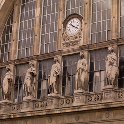 Similar image 8018970