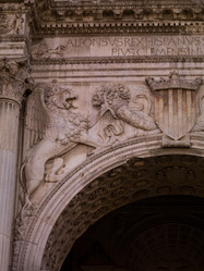 Similar image 8018973