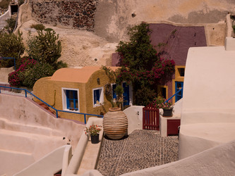 Similar image 8019060