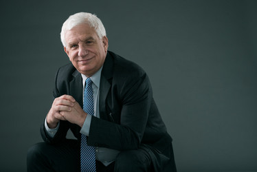 Similar image 8026437