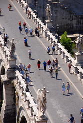 Similar image 8027054