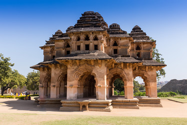 Similar image 8027548