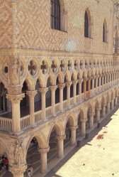 Similar image 8027776