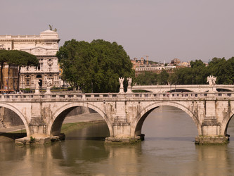 Similar image 8038081