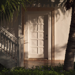 Similar image 8040018