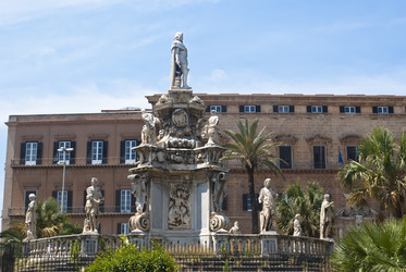 Similar image 8044086