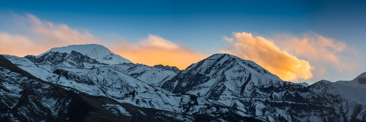 Similar image 8073850