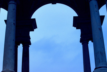 Similar image 8075717