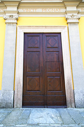 Similar image 8086358