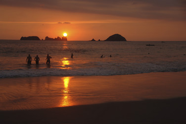 Similar image 8096895