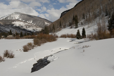 Similar image 8099119