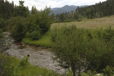 Similar image 8099464