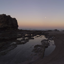 Similar image 8103464