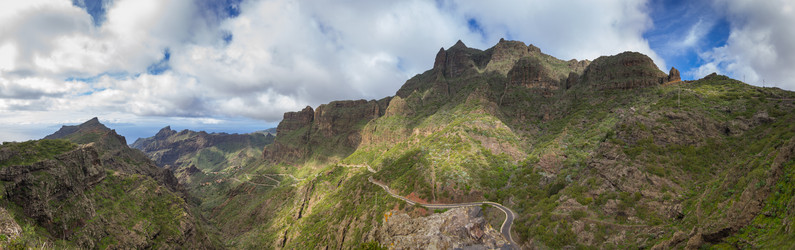 Similar image 8139968