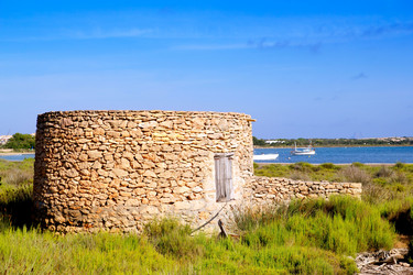 Similar image 8143378