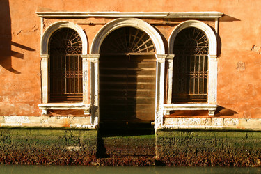 Similar image 8171880