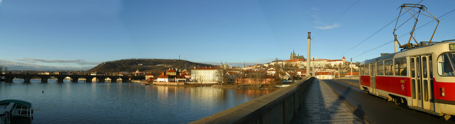 Similar image 8176085