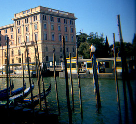 Similar image 8180508