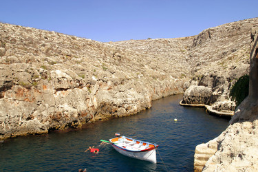 Similar image 8183393