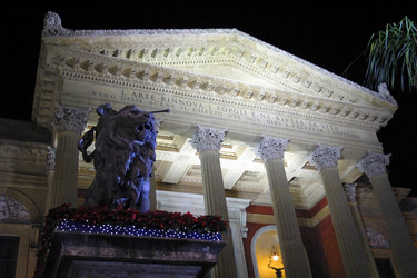 Similar image 8189431