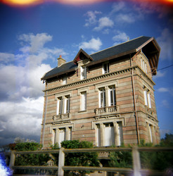 Similar image 8199347