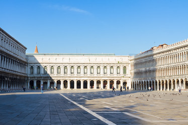 Similar image 8206306